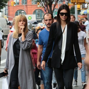 Hailey Baldwin et Kendall Jenner à New York, le 30 août 2015.