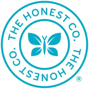 The Honest Company, fondée par Jessica Alba et l'entrepreneur Brian Lee, est poursuivie en justice par un consommateur trompé par le caractère naturel des produits de la marque.