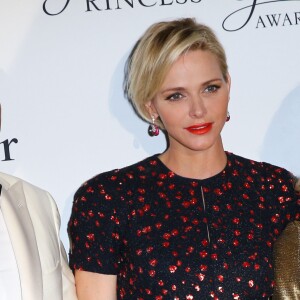 La princesse Charlene de Monaco et son mari le prince Albert II de Monaco le 5 septembre 2015 au palais princier à Monaco, lors du dîner de gala de la Princess Grace Foundation - USA qui a récompensé l'acteur Robert Redford (Prix Prince Rainier III) et le réalisateur Cary Joji Fukunaga (Prix Princesse Grace).