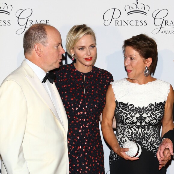 La princesse Charlene et le prince Albert de Monaco ont accueilli au palais princier Robert Redford et son épouse Sibylle Szaggars-Reford à l'occasion du dîner de gala de la Princess Grace Foundation - USA, le 5 septembre 2015, organisé pour la première fois en principauté, dans la cour d'honneur du palais. L'acteur américain s'est vu remettre le Prix Prince Rainier III.