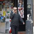 Exclusif - George Michael se promene dans la banlieue de Londres a Hampstead le 5 septembre 2013.