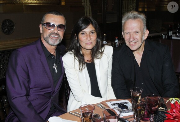 Goerge Michael, Emmanuelle Alt et Jean Paul Gaultier lors du dîner Cartier à l'Opéra Garnier de Paris, le 9 septembre 2012