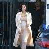 Kim Kardashian, enceinte, quitte un studio de tournage à Van Nuys. Los Angeles, le 4 septembre 2015.