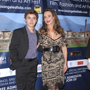 Lesley Vogel et son fils Jansen Panettiere lors du L.A Italia Film, Fashion & Art Festival au Mann Chinese 6 de Los Angeles, le 1er mars 2010