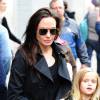 Exclusif - Premières photos à Londres d'Angelina Jolie et ses enfants, Shiloh, Vivienne, Zahara et Knox qui sont allés voir la comédie musicale "Wicked" le 5 septembre 2015.