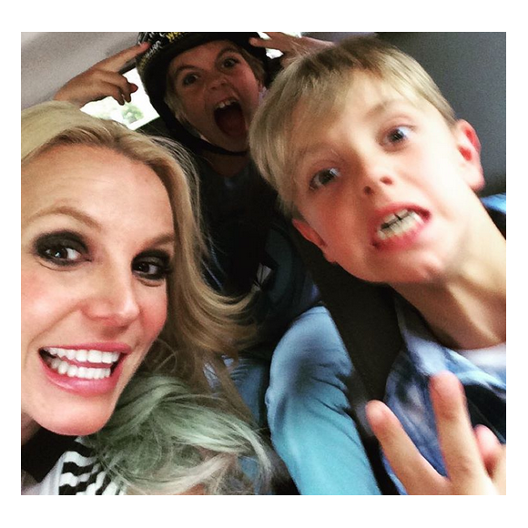 Britney Spears fête l'anniversaire de ses fils Jayden et Sean au Skatelab de Los Angeles / photo postée sur le compte Instagram de la chanteuse.
