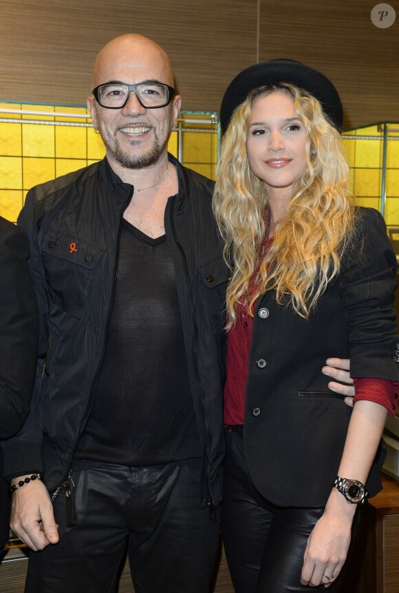 Exclusif - Pascal Obispo et sa compagne Julie Hantson - Cocktail à l'occasion du lancement du modèle Breitling Cockpit B50 à Paris le 9 avril 2015