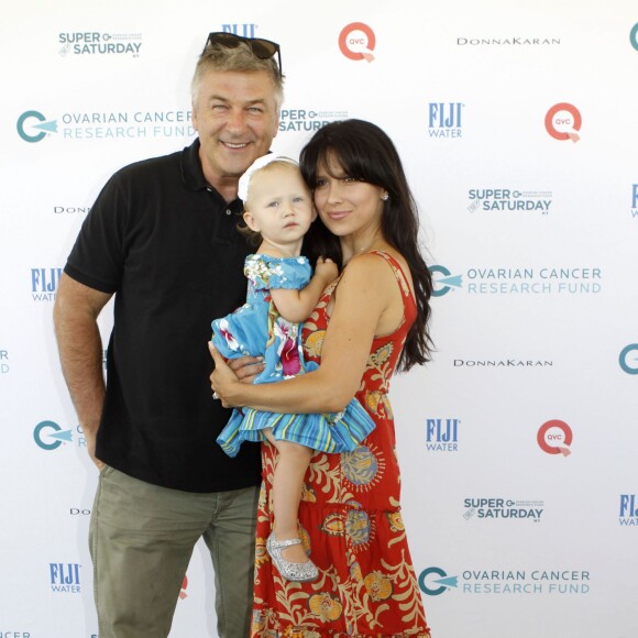 Alec Baldwin, sa femme Hilaria Thomas et leur fille Carmen Baldwin - People à l'événement caritatif "Ovarian Cancer Research Fund's Super Saturday" à Water Mill. Le 25 juillet 2015