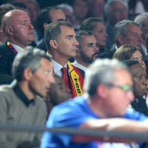 Le roi Felipe VI d'Espagne le 20 septembre 2015 lors de la victoire de l'Espagne contre la Lituanie en finale de l'Euro 2015 de basket au stade Pierre-Mauroy de Villeneuve d'Ascq.
