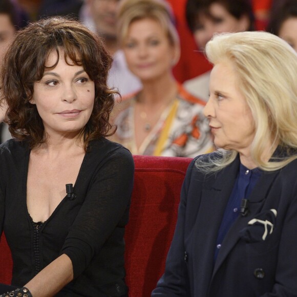 Isabelle Mergault et Sylvie Vartan - Enregistrement de l'émission "Vivement Dimanche" à Paris le 16 Septembre 2015