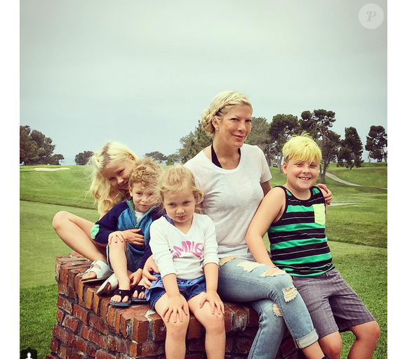Tori Spelling et ses enfants / photo postée sur Instagram.