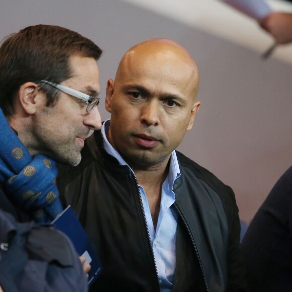 Eric Judor lors de la rencontre de Ligue 1 entre le Paris Saint-Germain et Guingamp au Parc des Princes à Paris le 22 septembre 2015