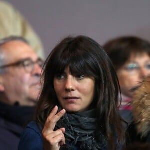 Estelle Denis lors de la rencontre de Ligue 1 entre le Paris Saint-Germain et Guingamp au Parc des Princes à Paris le 22 septembre 2015