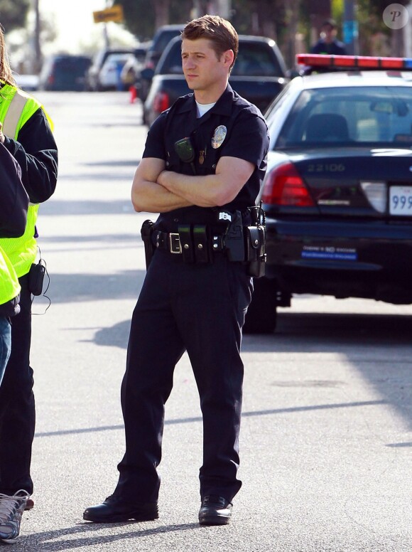 Ben McKenzie sur le tournage de "Southland" à Los Angeles, le 16 janvier 2012
