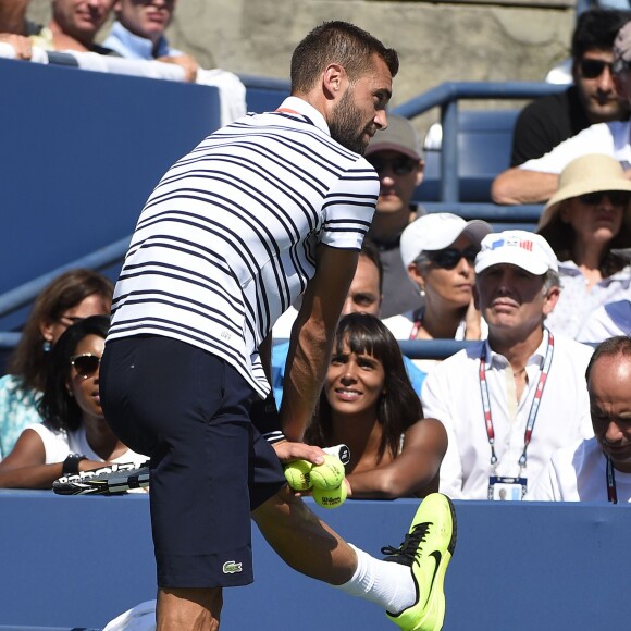 Shy'm sous le charme de Benoît Paire, à moins que ce ne soit l'inverse, lors du huitième de finale du Français à l'US Open à l'USTA Billie Jean King National Tennis Center de Flushing dans le Queens à New York le 6 septembre 2015