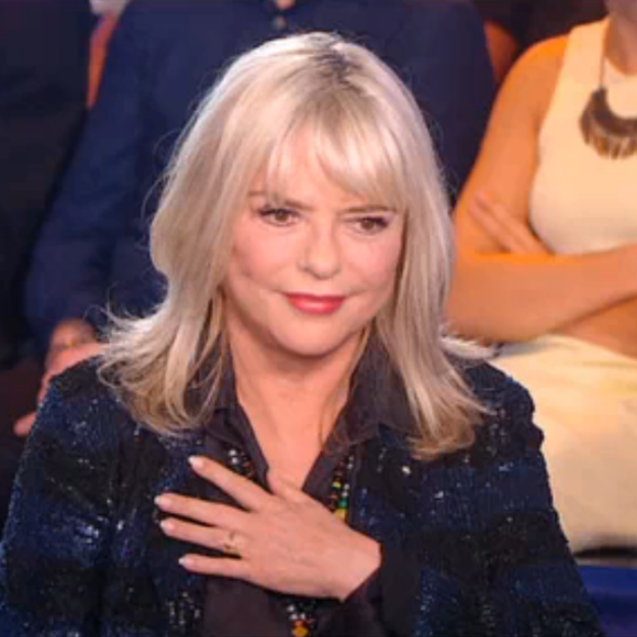 France Gall était l'invitée d'honneur de Stéphane Bern dans "C'est votre vie", samedi 26 septembre 2015 sur France 2.