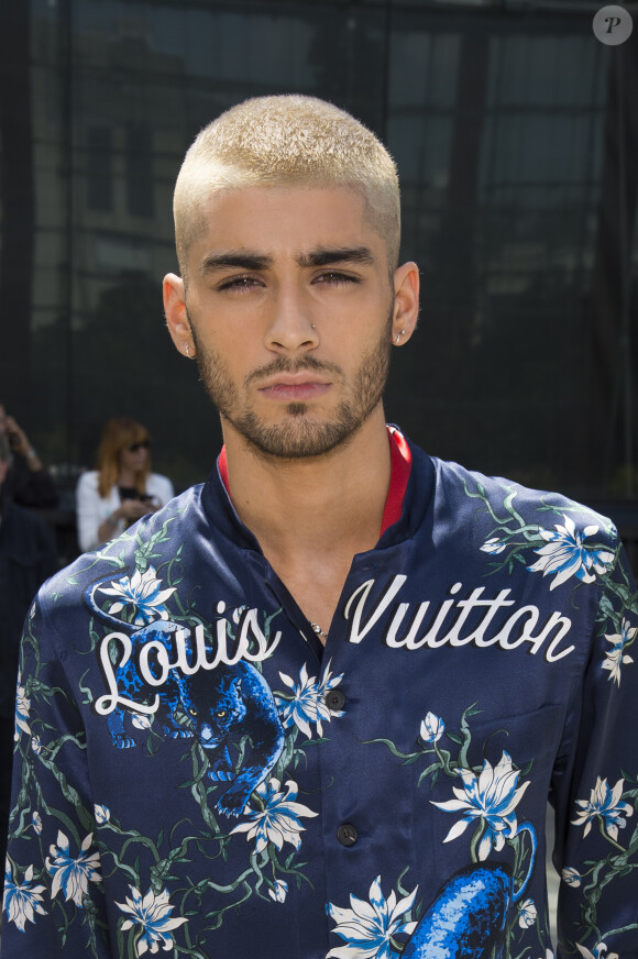 Zayn Malik au défilé de mode hommes Louis Vuitton collection prêt-à-porter Printemps-Eté 2016 à la Serre du Parc André Citroën à Paris, le 25 juin 2015
