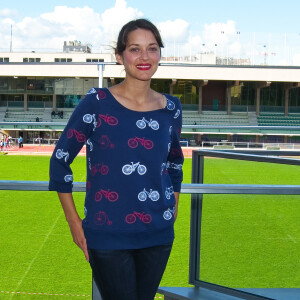 Marion Cotillard - Marion Cotillard Marraine du festival Atmosphères 2015 à Courbevoie le 19 septembre 2015