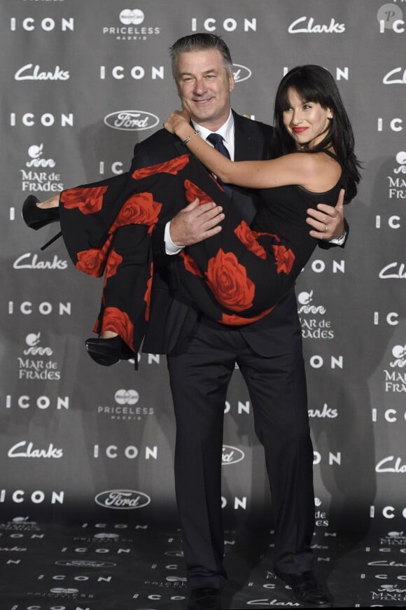 Alec Baldwin et sa femme Hilaria Thomas à la soirée Icon Awards à Madrid le 1 er octobre 2014