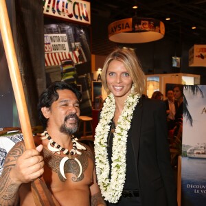 Sylvie Tellier sur le stand Tahiti du salon Top Resa au Parc des expositions à Paris le 29 Septembre 2015