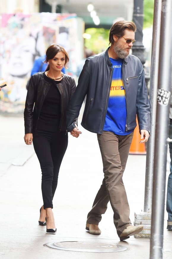 Jim Carrey et Cathriona White dans les rues de Manhattan, New York, le 22 mai 2015