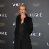 Sandrine Kiberlain assiste à la soirée des 95 ans du magazine Vogue Paris, avenue d'Iéna. Paris, le 3 octobre 2015.