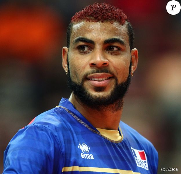 Earvin Ngapeth L Agression A La Sncf Son Recit Et Les Mots Qu Il Ne Digere Pas Purepeople