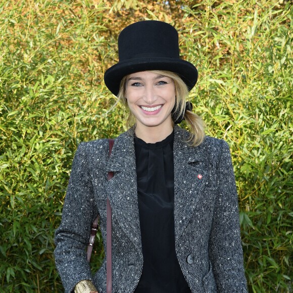 Pauline Lefèvre (présente pour Mécénat Chirurgie Cardiaque - Veste vintage Célia Darling, bottes Galliano et bijoux Van Cleef & Arpels) - 94ème Qatar Prix de l'Arc de Triomphe à l'Hippodrome de Longchamp à Paris, le 4 octobre 2015.
