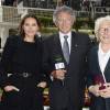Virginie Ledoyen, Nelson Monfort et le Professeur Francine Leca (co-fondatrice et présidente de Mécénat Chirurgie Cardiaque) - 94ème Qatar Prix de l'Arc de Triomphe à l'Hippodrome de Longchamp à Paris, le 4 octobre 2015.