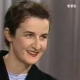 Valérie Lemercier se revoyant en 1989 dans Les enfants de la télé sur TF1, le 10 octobre 2015.