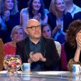 Kev Adams, Michel Blanc et Valérie Lemercier dans Les enfants de la télé sur TF1, le 10 octobre 2015.