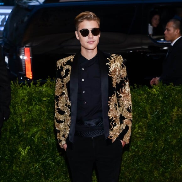 Justin Bieber - Soirée Costume Institute Gala 2015 (Met Ball) au Metropolitan Museum célébrant l'ouverture de Chine: à travers le miroir à New York, le 4 mai 2015.