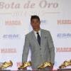 Cristiano Ronaldo reçoit son 4ème Soulier d'Or lors d'une cérémonie organisée à Madrid, le 13 octobre 2015.
