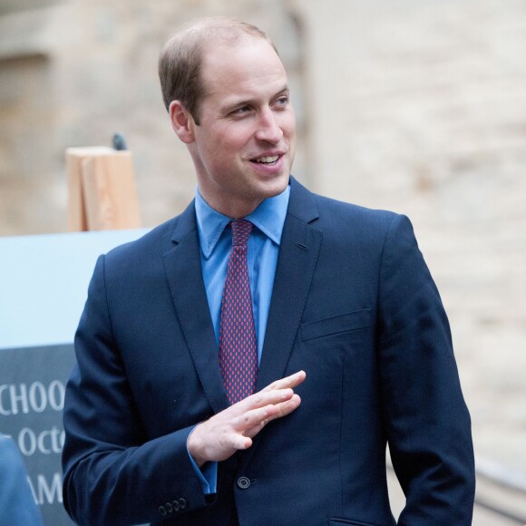 Le prince William, duc de Cambridge, de retour au St John's College de l'Université de Cambridge le 15 octobre 2015 pour inaugurer le centre des archives Pythagore.