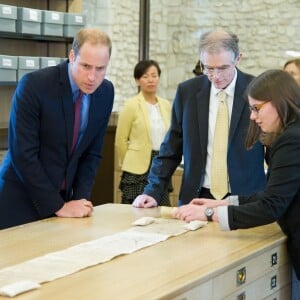 Le prince William, duc de Cambridge, de retour au St John's College de l'Université de Cambridge le 15 octobre 2015 pour inaugurer le centre des archives Pythagore.