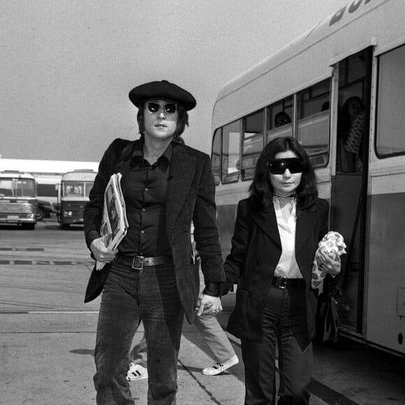 A l'occasion des commémorations en hommage à John Lennon, qui aurait eu 70 ans le 9 octobre 2010, Yoko Ono a rendu grâce publiquement à Paul McCartney pour avoir sauvé leur mariage !