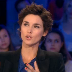 Eglantine Eméyé dans On n'est pas couché sur France 2, le samedi 17 octobre 2015.