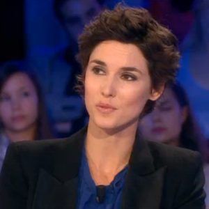 Eglantine Eméyé dans On n'est pas couché sur France 2, le samedi 17 octobre 2015.