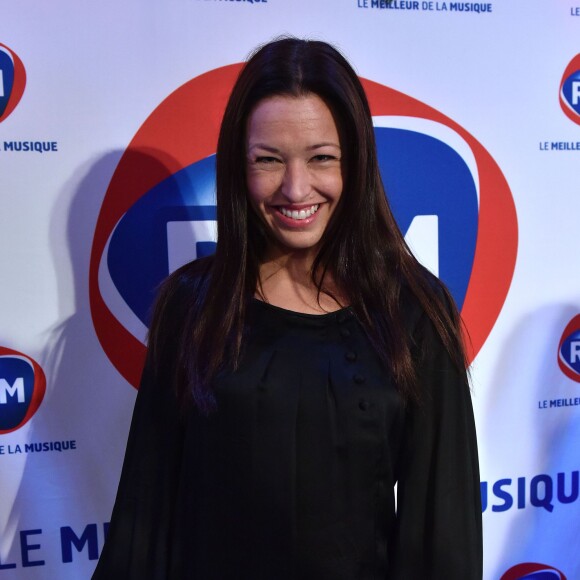 Natasha St-Pier lors de l'émission de radio : "La matinale Spéciale Noël sur RFM" dans les studios de RFM à Paris, le 19 décembre 2014.