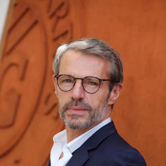 Lambert Wilson - People dans le village lors de la finale du tournoi de tennis de Roland-Garros à Paris, le 7 juin 2015.