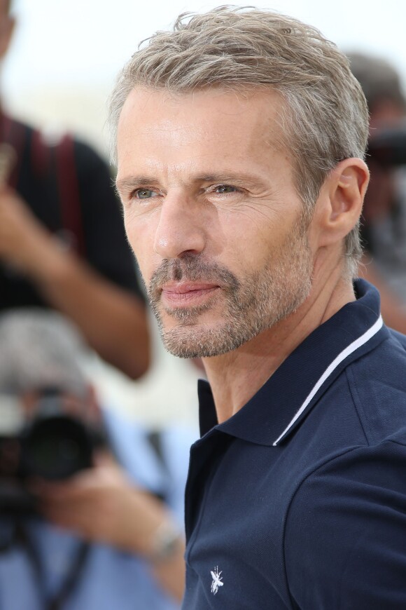 Lambert Wilson - Photocall avec le maître de cérémonie du 68e Festival International du film de Cannes le 13 mai 2015