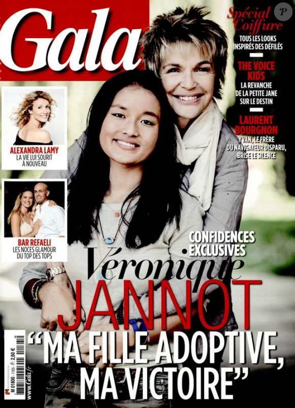 Véronique Jannot prend la pose avec Migmar en couverture de Gala