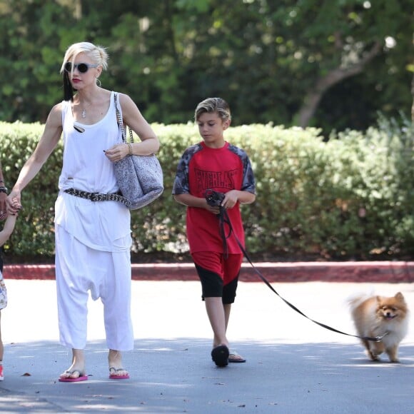 Gwen Stefani et Gavin Rossdale avec leurs enfants Kingston, Zuma et Apollo lors de la fête des pères à Los Angeles, le 21 juin 2015.