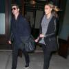Robin Thicke et sa compagne April Love Geary arrive à l'hôtel The Greenwich à New York, le 19 octobre 2015