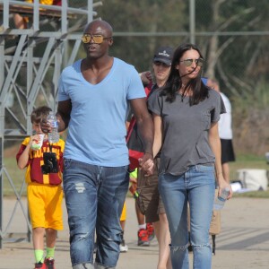 Heidi Klum et Seal se retrouvent pour soutenir leur fils Johan au Football à Los Angeles le 24 octobre 2015. La famille est réuni au grand complet pour soutenir le petit sportif. Leni, Henry et Lou sont aussi de la partie. Seal est venu avec sa compagne Erica Packer qui est enceinte.  Please Pixelate children face prior to publication Former couple Heidi Klum and Seal come together to watch their son, Johan's football game in Brentwood, California on October 24, 2015. The pair were joined by their other kids Leni, Henry and Lou. Seal's pregnant girlfriend Erica Packer also joined the family outing.24/10/2015 - Los Angeles