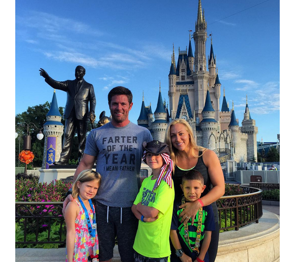 Noah Galloway, son ex-fiancée Jamie Boyd et ses trois enfants / photo postée sur Instagram.