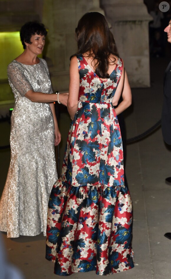 Kate Middleton, duchesse de Cambridge, arrive au musée V&A à Londres le 27 octobre 2015.