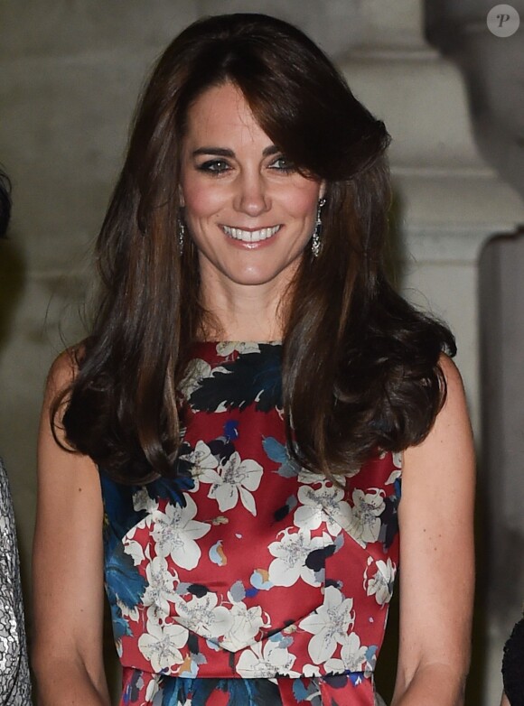 Kate Middleton, duchesse de Cambridge, au musée V&A à Londres le 27 octobre 2015