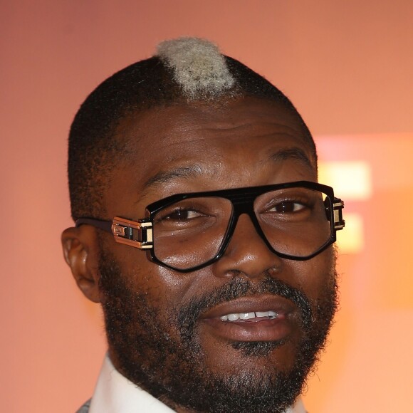 Djibril Cissé lors du photocall Danse avec les stars 6 devant TF1 à Boulogne-Billancourt, le 7 octobre 2015