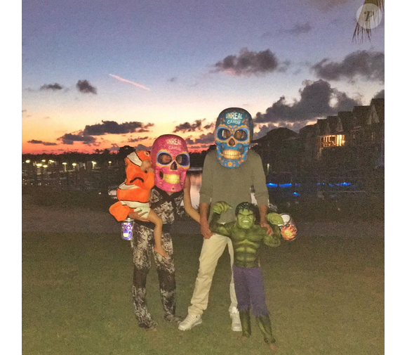 Gisele Bunchen, son mari Tom Brady et leurs enfants Vivian et Benjamin / photo postée sur Instagram.